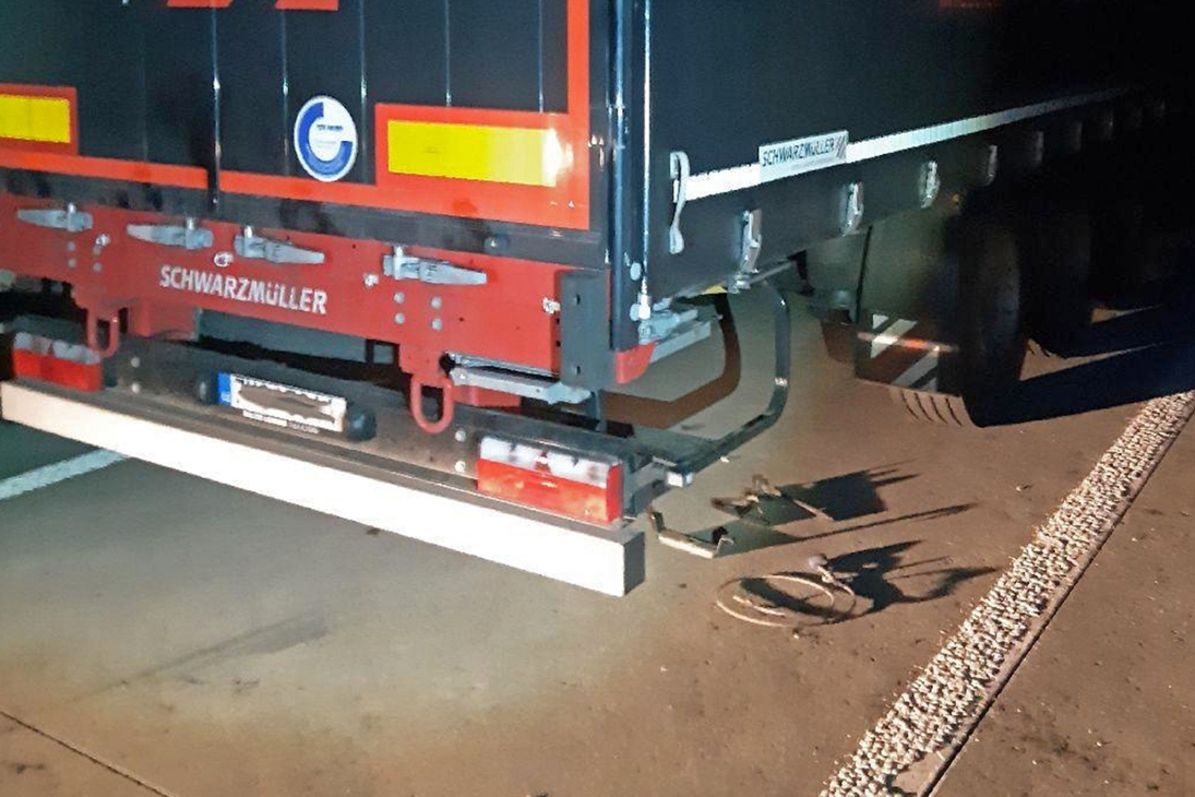 Reifendiebstahl A4 Richtung Erfurt, Rastplatz &quot;Am Angerwald&quot;