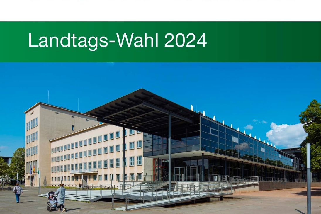 Das Deckblatt der Broschüre „Wie wir wählen – Landtags-Wahl 2024“ zeigt eine Außenbild des Sächsischen Landtages in Dresden.