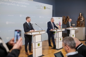 Foto: Pressekonferenz mit dem Ministerpräsidenten des Freistaates Sachsen, Michael Kretschmer und dem Ministerpräsidenten des Landes Niedersachsen, Stephan Weil.