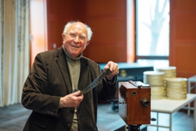 Foto: Die Filmsammlung von Ernst Hirsch dokumentiert das umfassende Lebenswerk des 1936 geborenen Dresdner Kameramanns und Regisseurs.