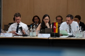 Foto: Auftakt der Konferenz der Regierungschefinnen und Regierungschefs der Länder
l. Ministerpräsident Hendrik Wüst, r. Ministerpräsidenten Olaf Lies