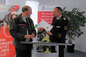 Foto: Utz Hempfling, Landesforstpräsident (l.) und Gunnar Ullmann, Präsident des Sächsischen Landesfeuerwehrverbandes (r.)