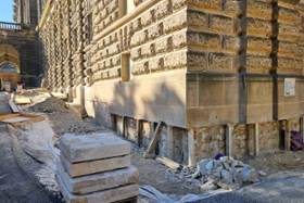 Foto: Arbeiten an der Fassade der Semperoper