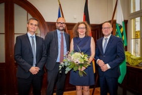 Foto: v. l. n. r.: Falk Reinhardt (Technischer Geschäftsführer des SIB), Christian Piwarz (Sächsischer Staatsminister der Finanzen), Susan Bernhardt (Leiterin SIB-Niederlassung Zwickau) und Oliver Gaber (Kaufmännischer Geschäftsführer des SIB)