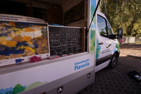 Foto: Ergebnisse der Wasseranalytik mit den Umweltmobilen