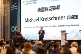 Foto: Ministerpräsident Michael Kretschmer hält beim von Siemens initiierten »Taiwan Sustainability Summit« eine Keynote über Sachsens Weg in eine digitalisierte und dekarbonisierte Zukunft. Der Gipfel steht in diesem Jahr unter dem Thema »From City 4.0 to City Net-zero«.