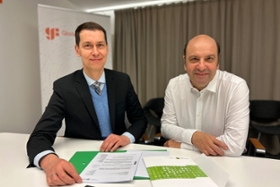 Foto: LDS-Präsident Béla Bélafi und GlobalFoundries Geschäftsführer Dr. Manfred Horstmann