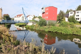 Foto: Blick Richtung Staupitzstraße und Fußgängerbrücke Staupitzweg vor Beginn der Baumaßnahme