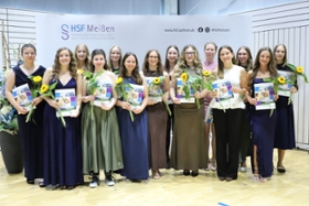 Foto: Absolventinnen des Studiengangs Sozialverwaltung